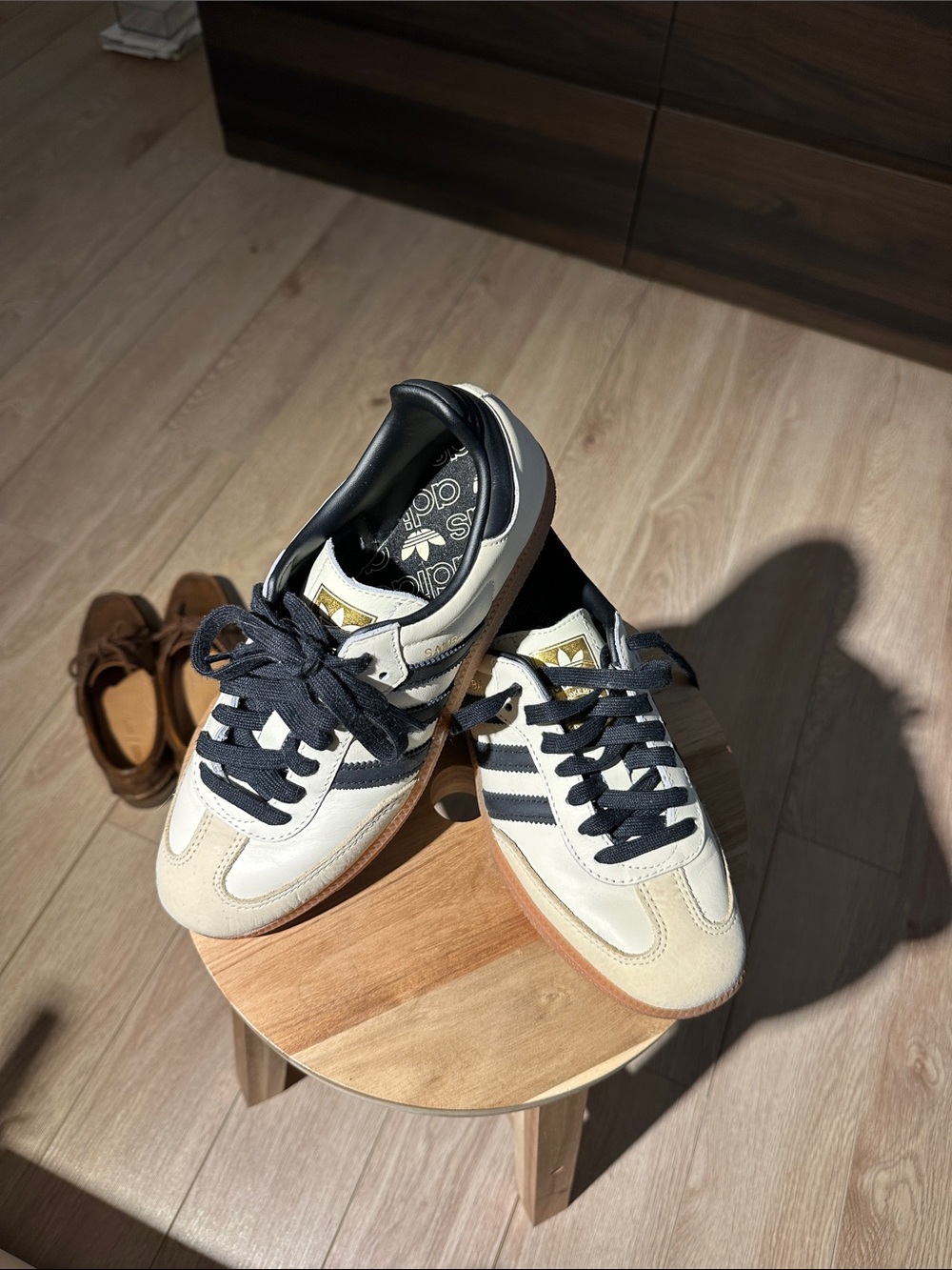 Adidas Samba - Off-White & Black